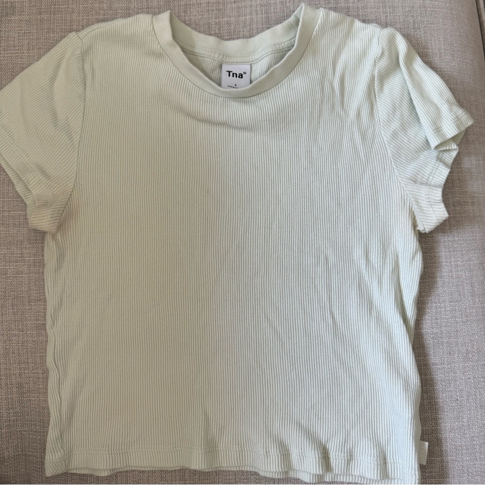 Aritzia T-Shirt